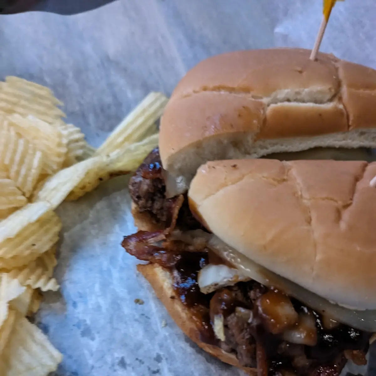 Nucci Burger