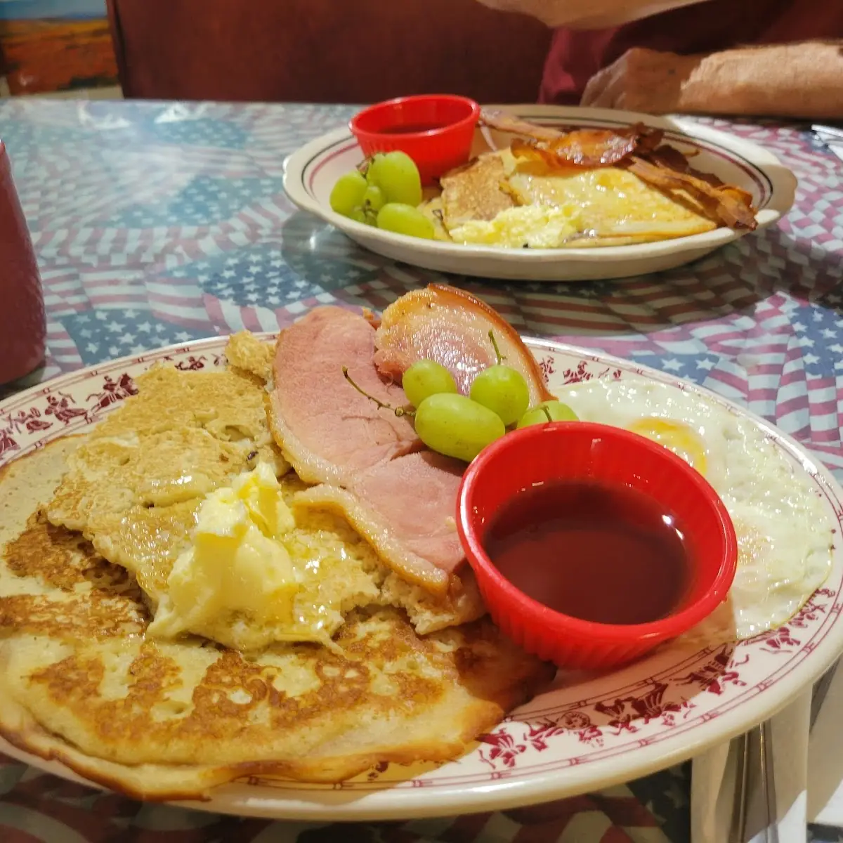 Pancakes with Ham & Egg