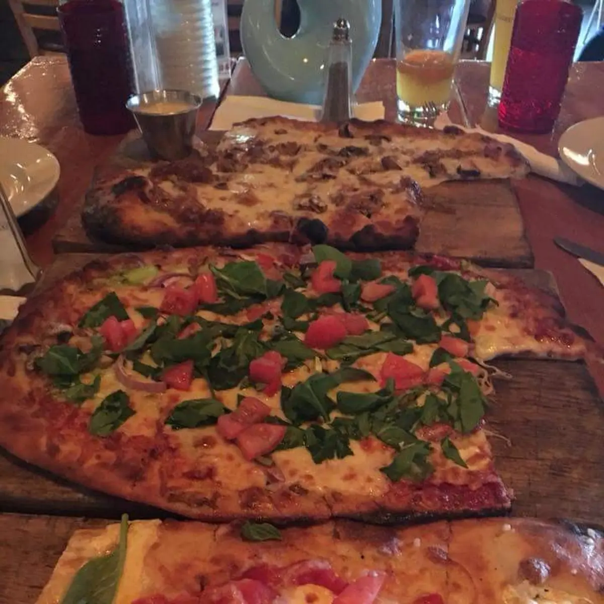 Pizza Margherita Flatbread