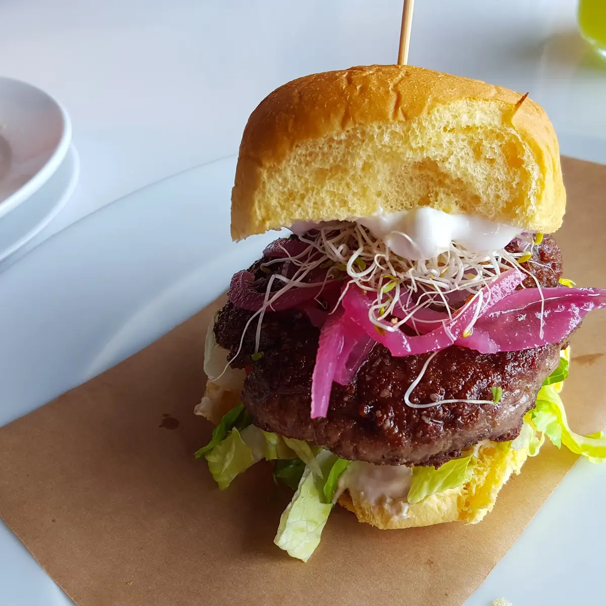 Lam Burger