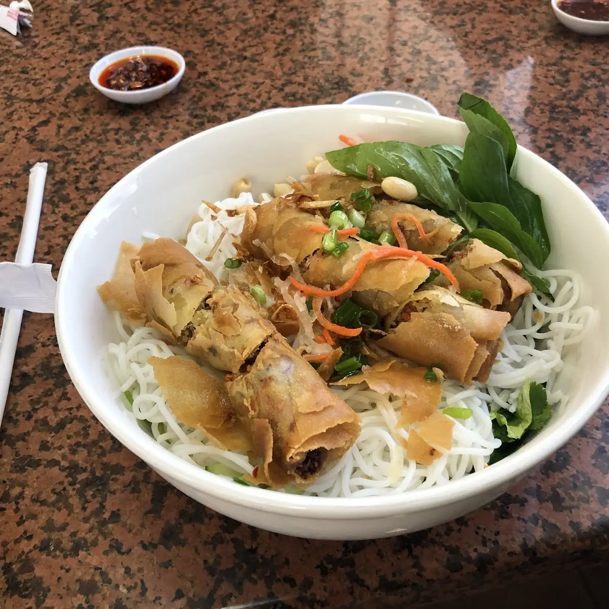 Bún Bì Chả Giò