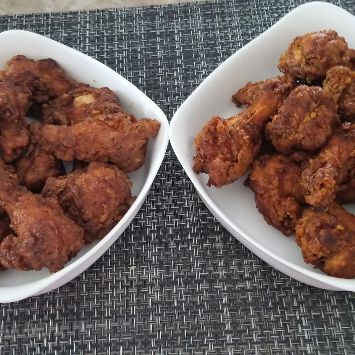 Fried Chicken Wings w Flavors