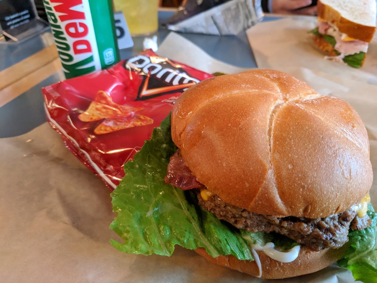 Bacon Ranch Cheese Burger