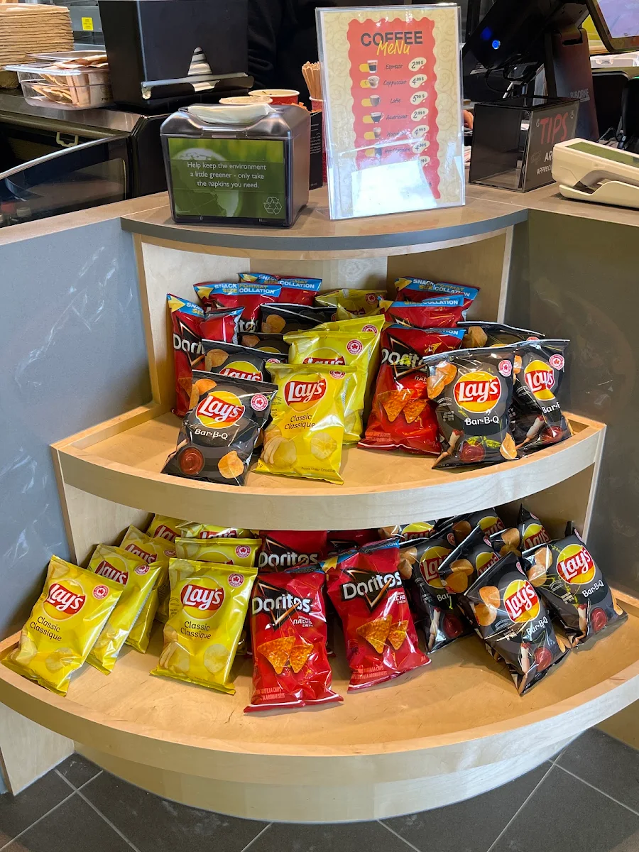 Chips, Lokma Desserts Oakville