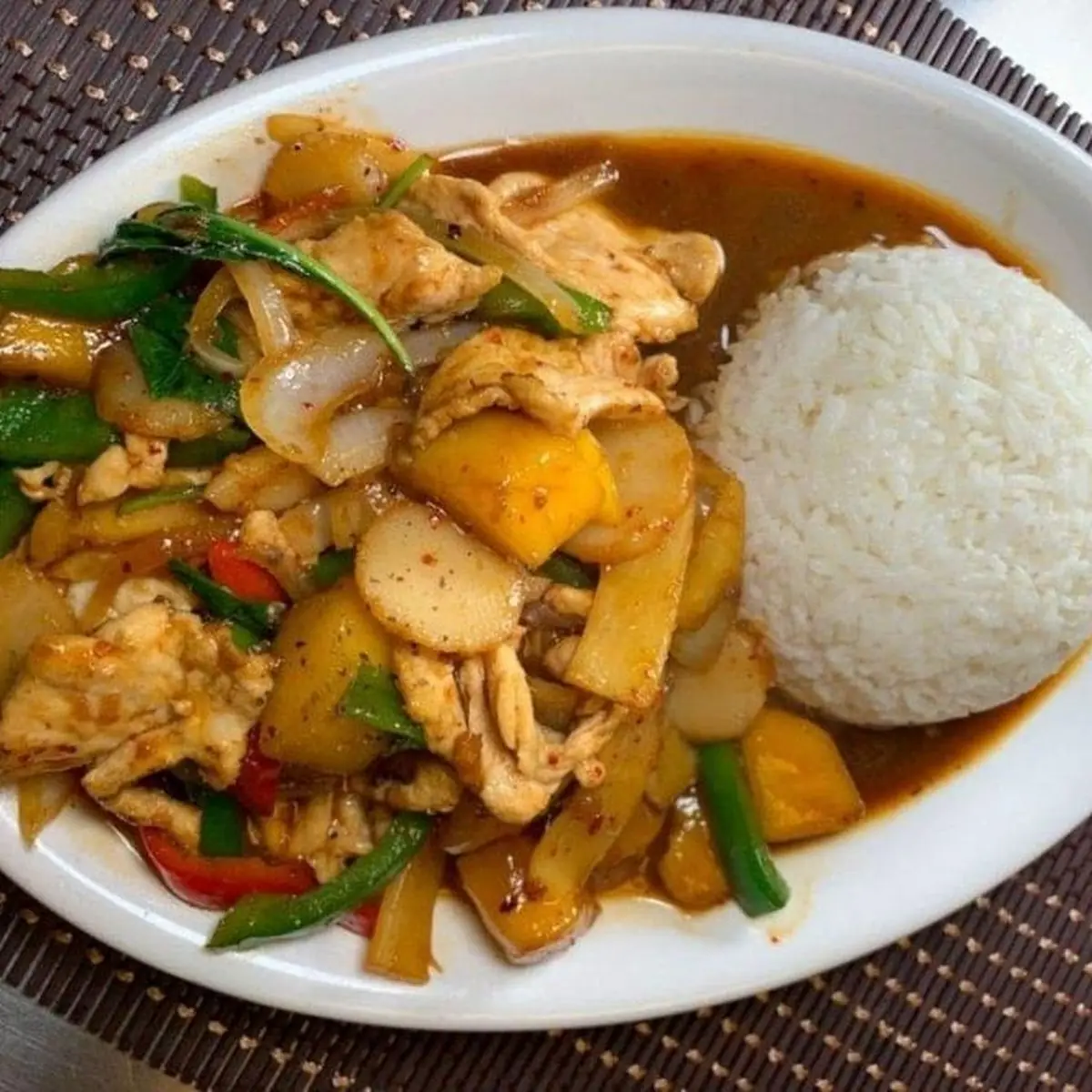 Cashew Chicken