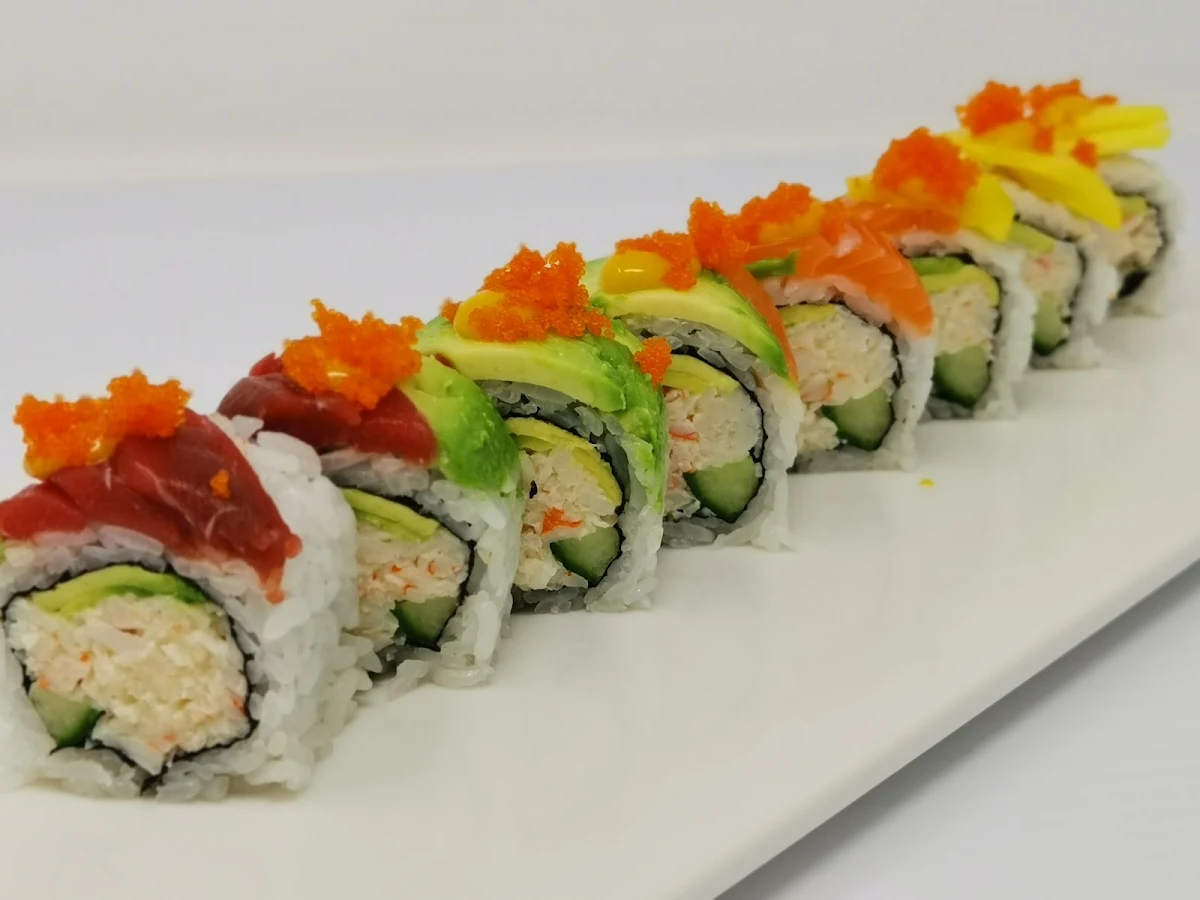 Rainbow Roll 8 Pieces