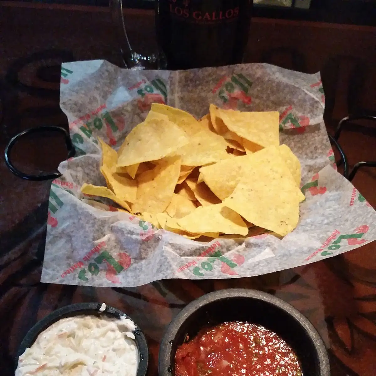Fresh Guacamole with Plantain Chips