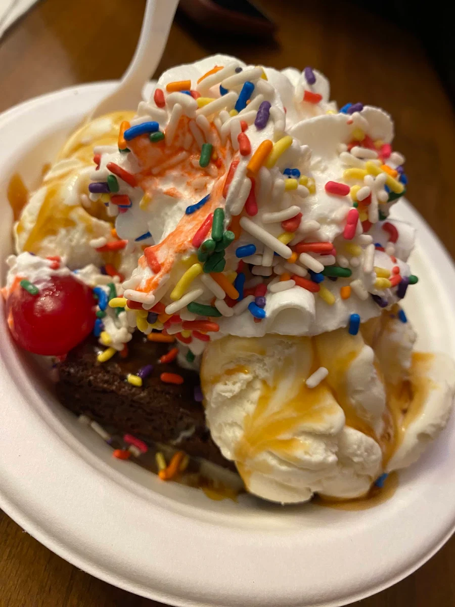 Brownie Sundae