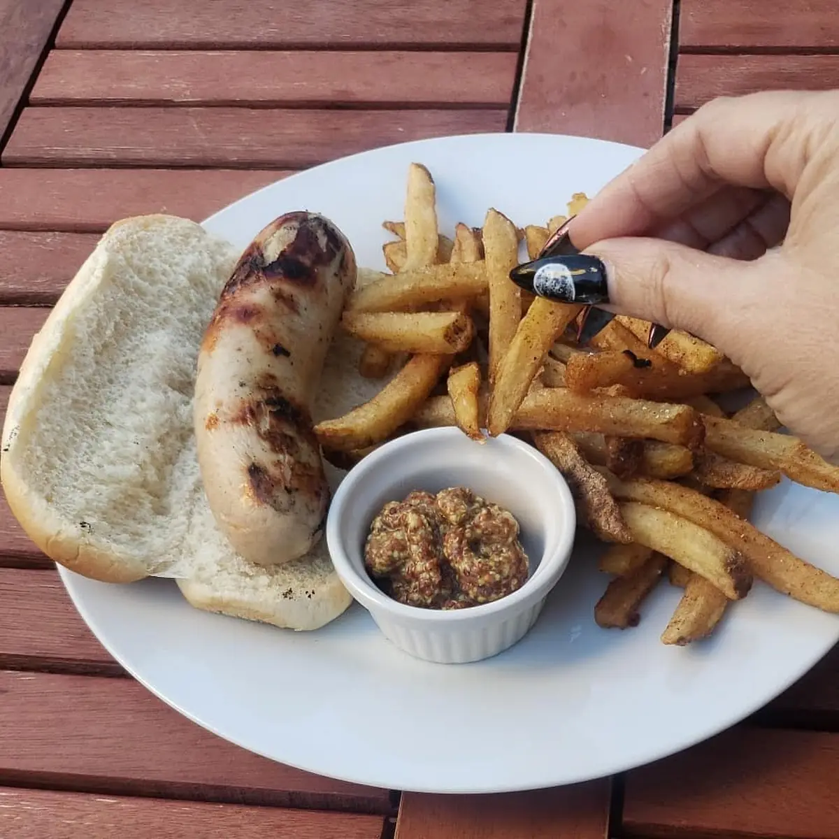 Bratwurst Sandwich