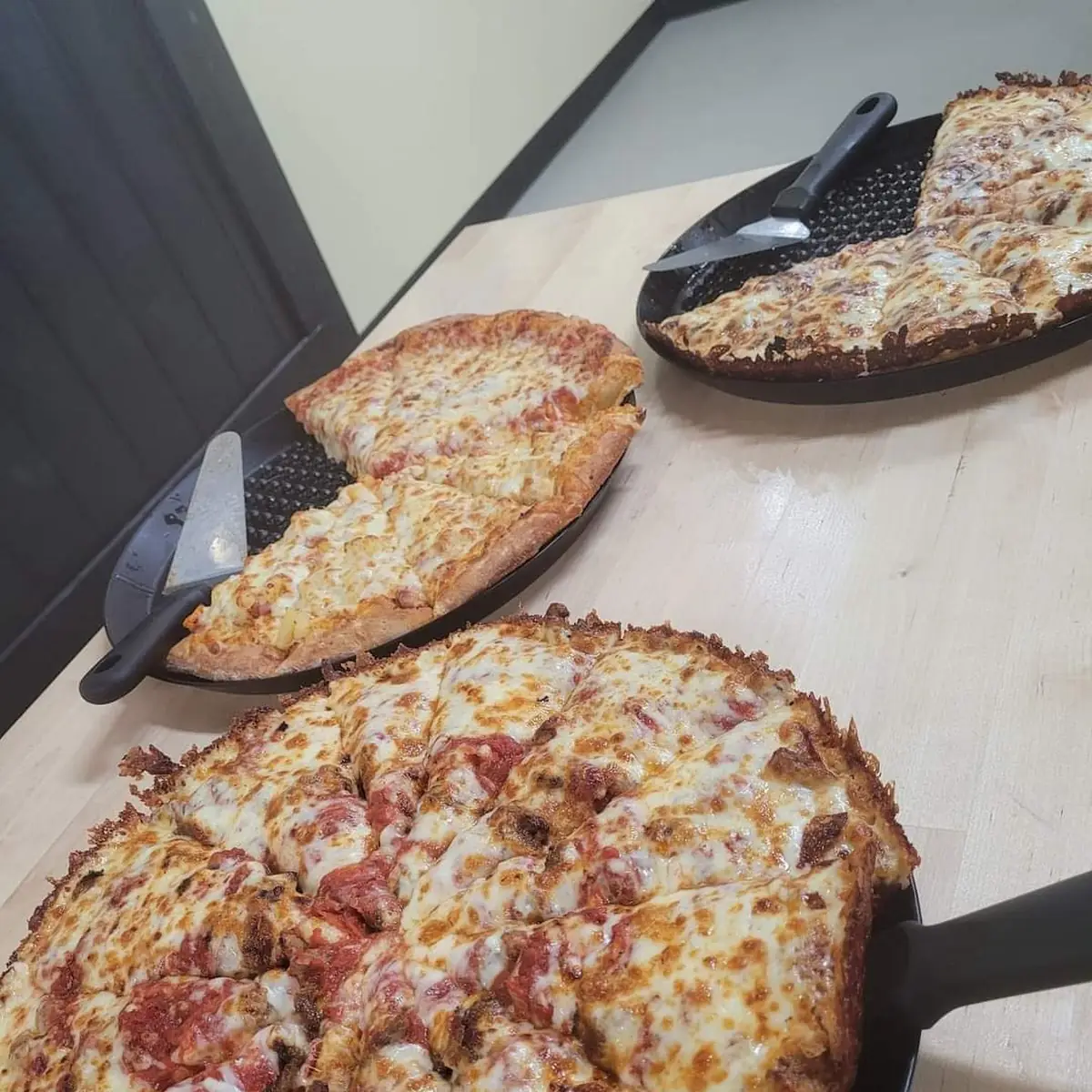 Deep Dish Pizza