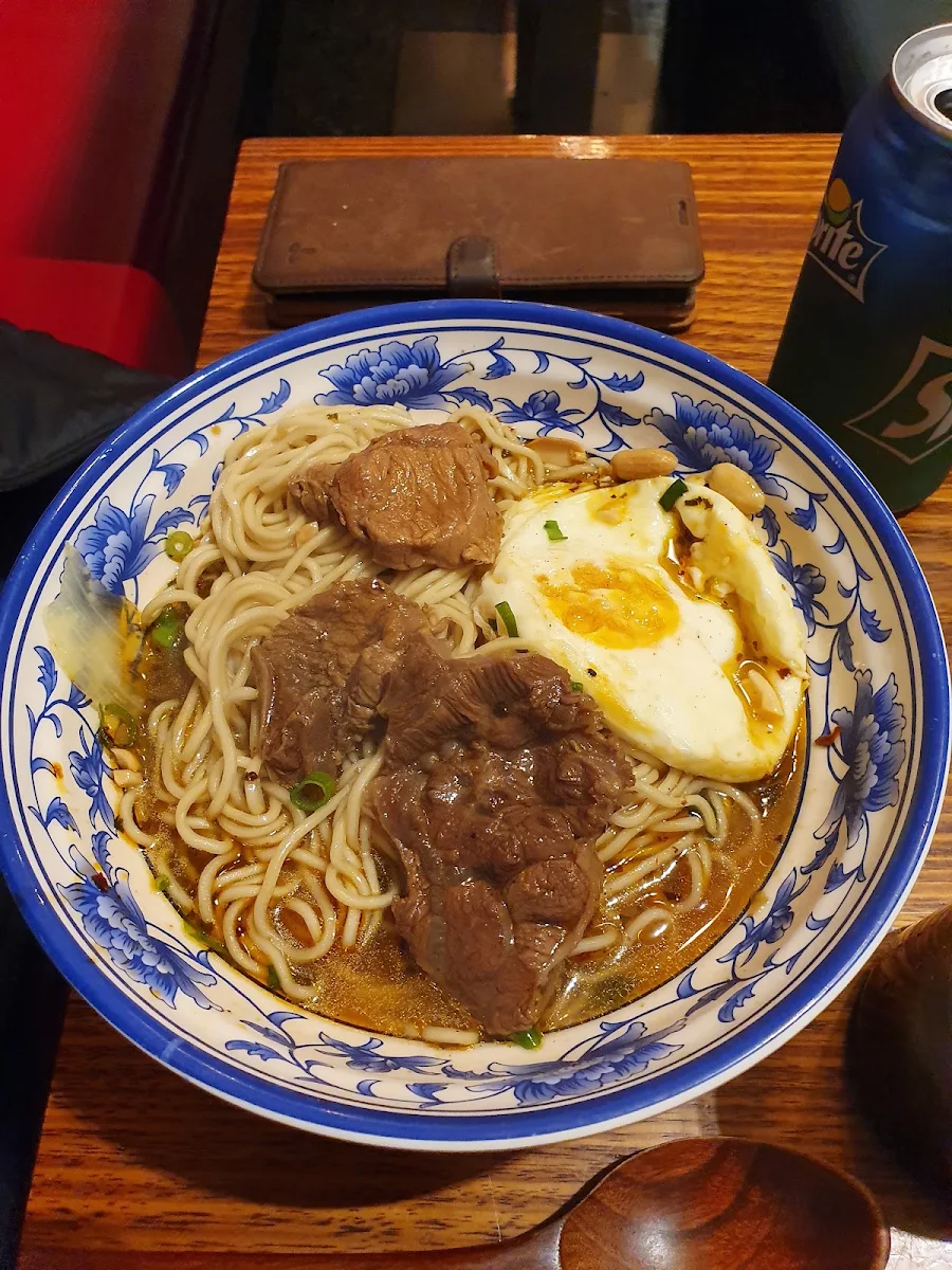 Signature Noodles with Beef and Egg, Hi Chong Qing