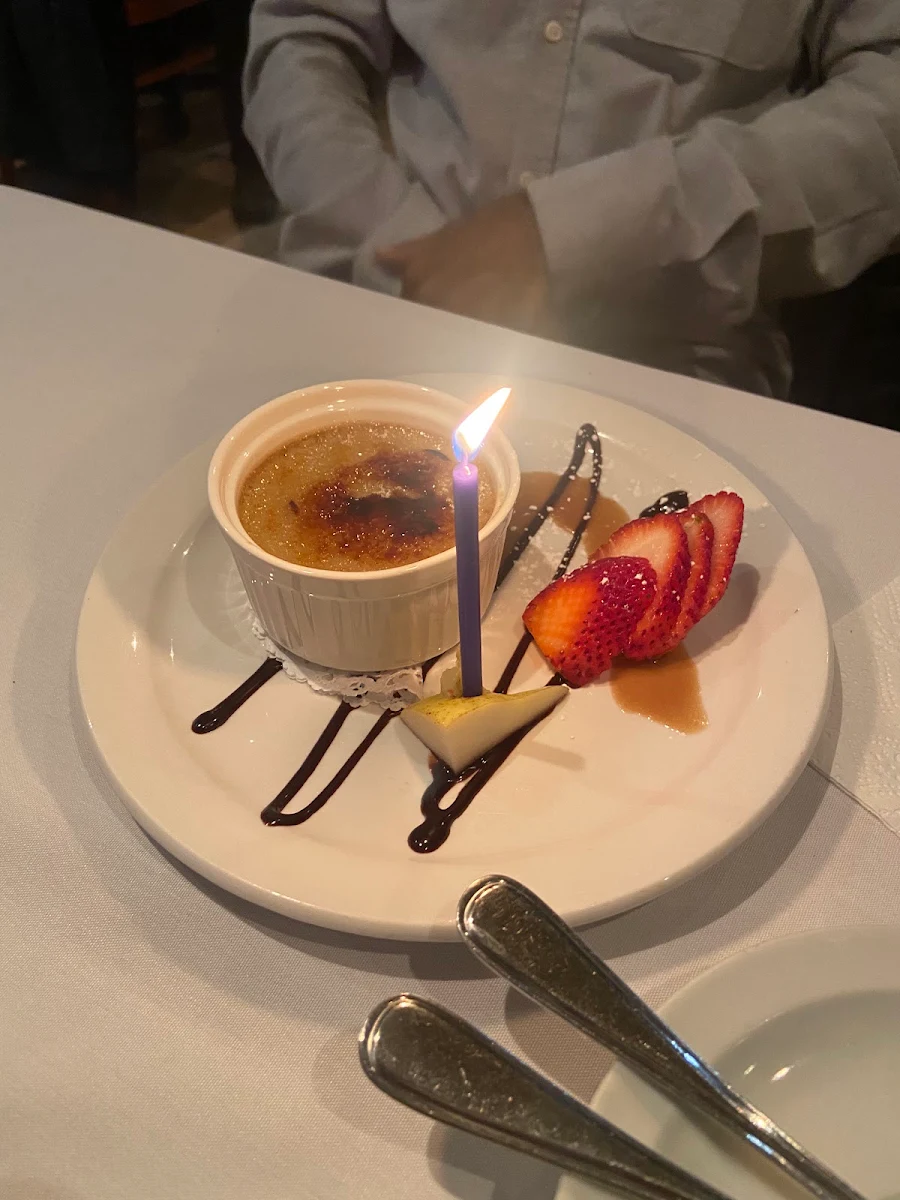 In-House Creme Brulee, The Lake Grill