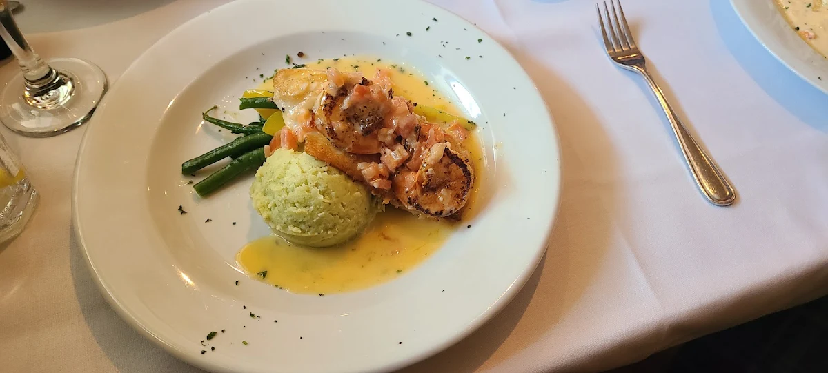 Pickerel & Shrimp, The Lake Grill