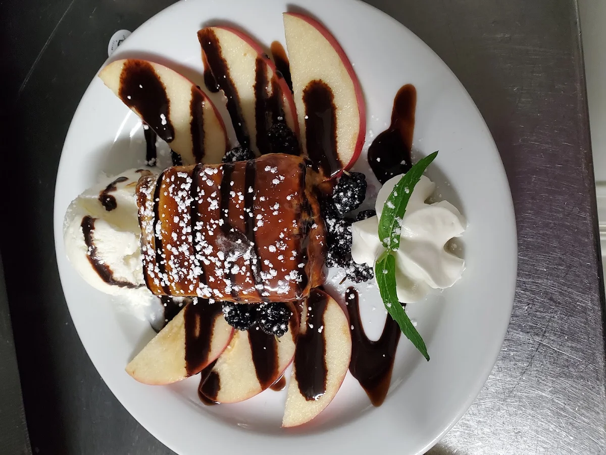 Sticky Toffee Pudding, The Lake Grill