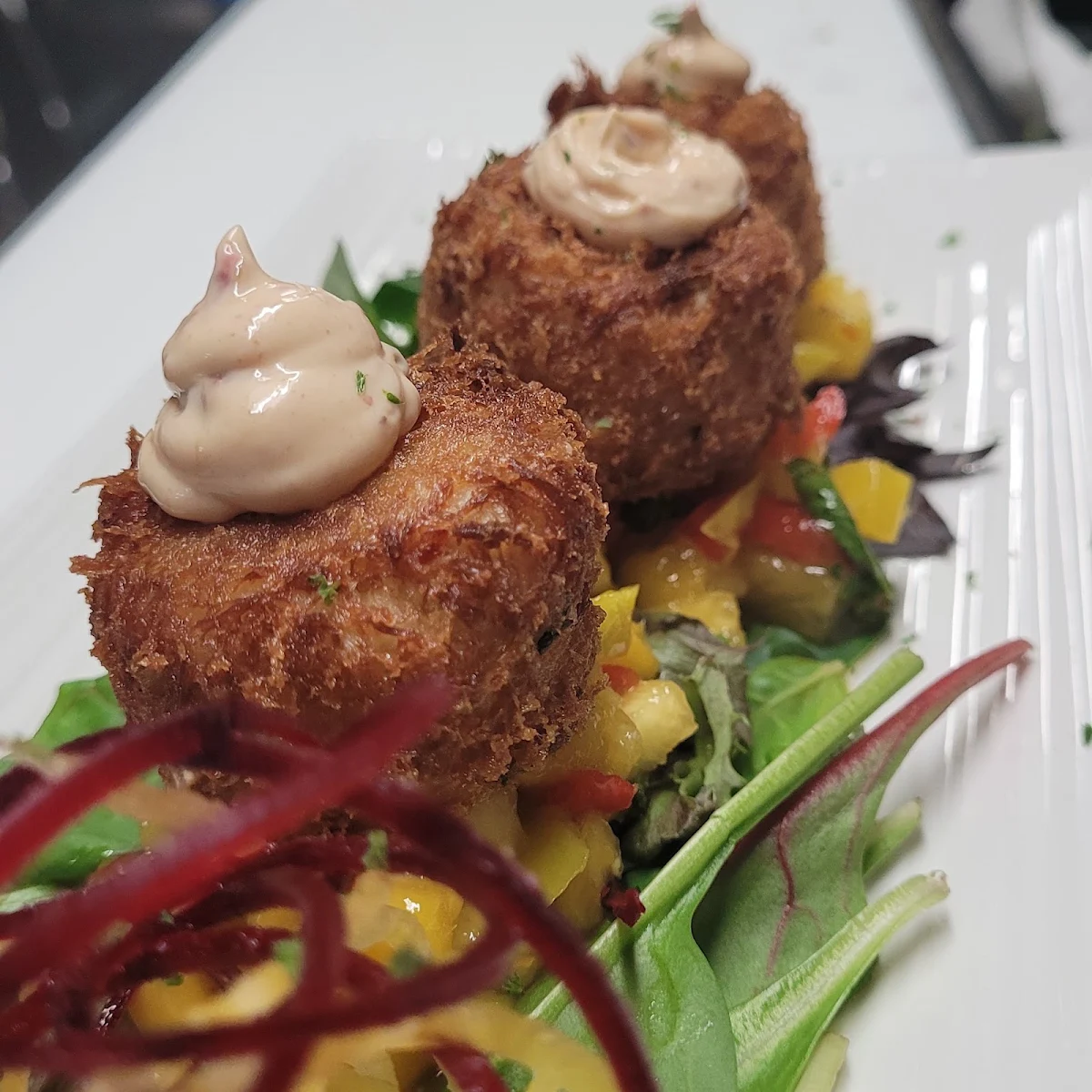 TLG Crab Cakes, The Lake Grill