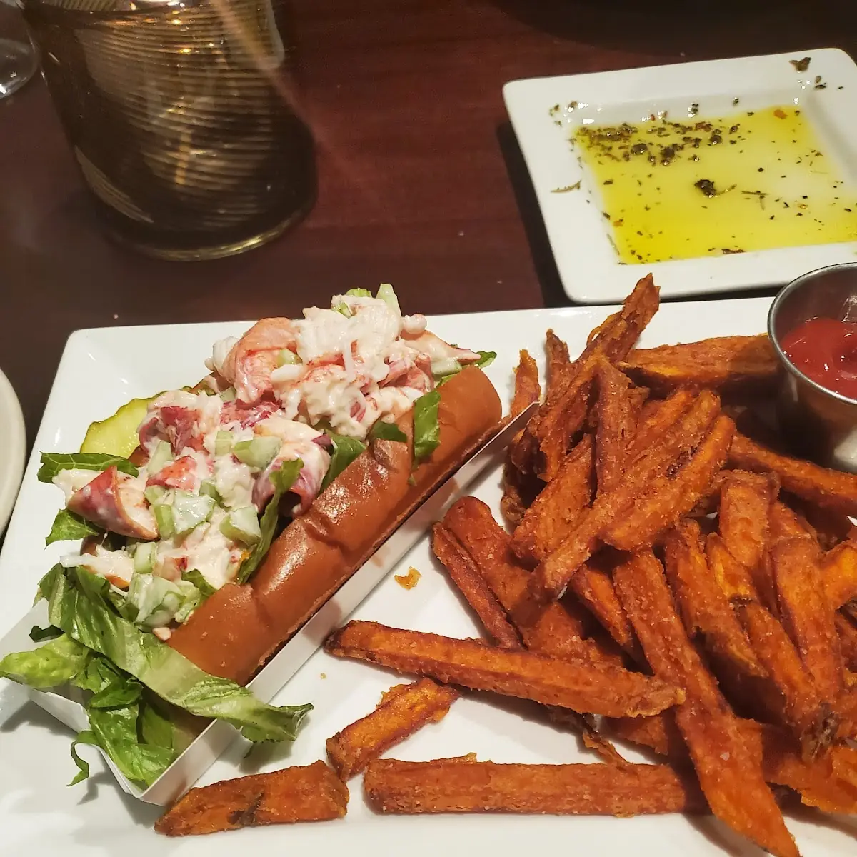 Fresh Maine Lobster Roll