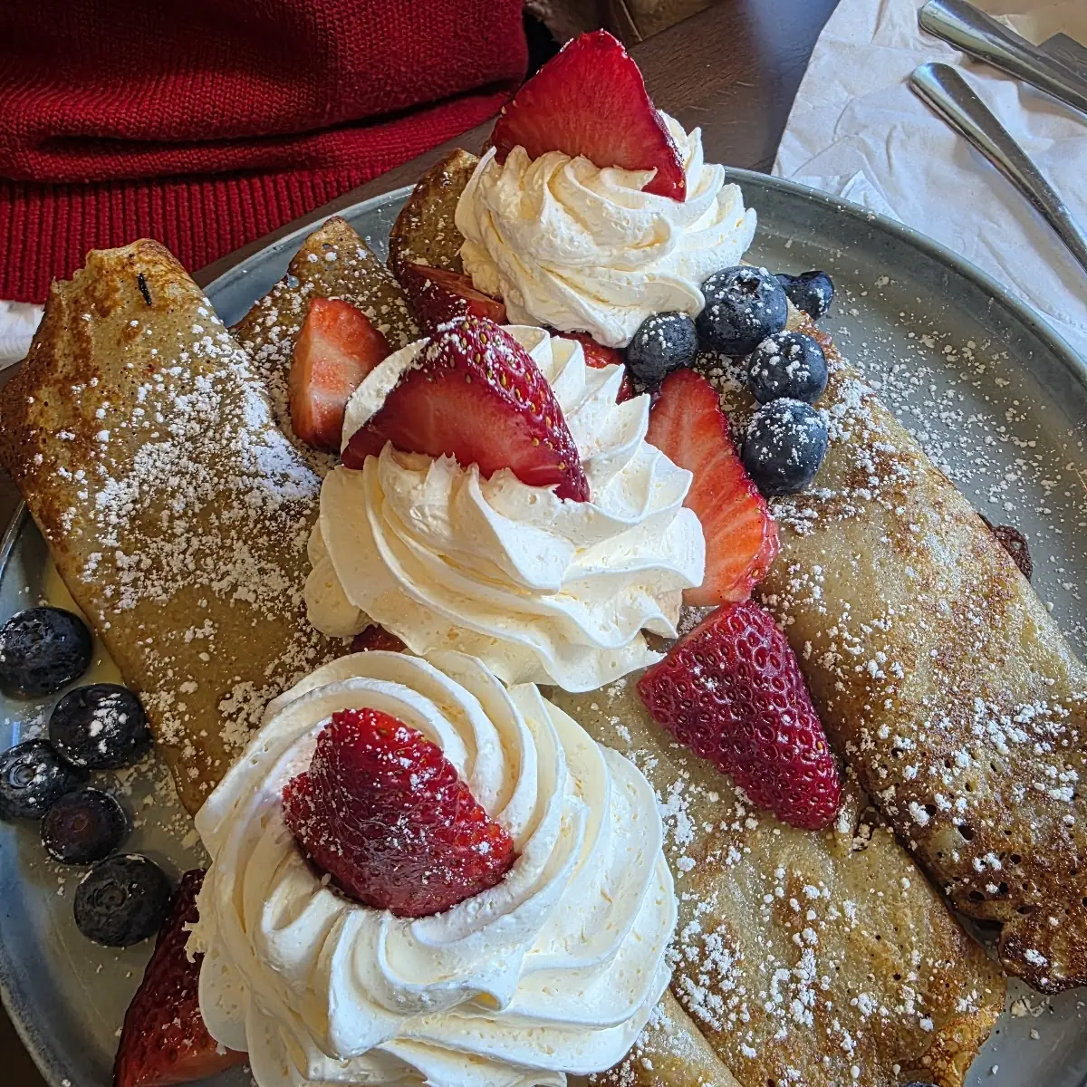 Berry Crepe