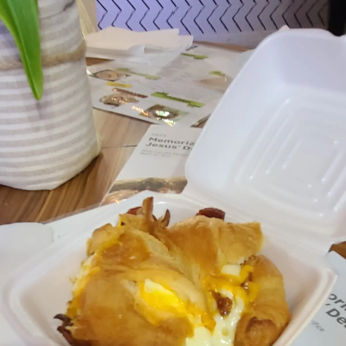 Bacon Egg & Cheese Croissant