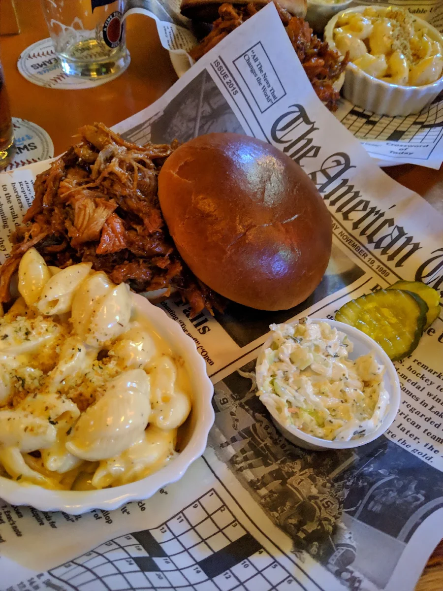 Pulled Pork & Fries