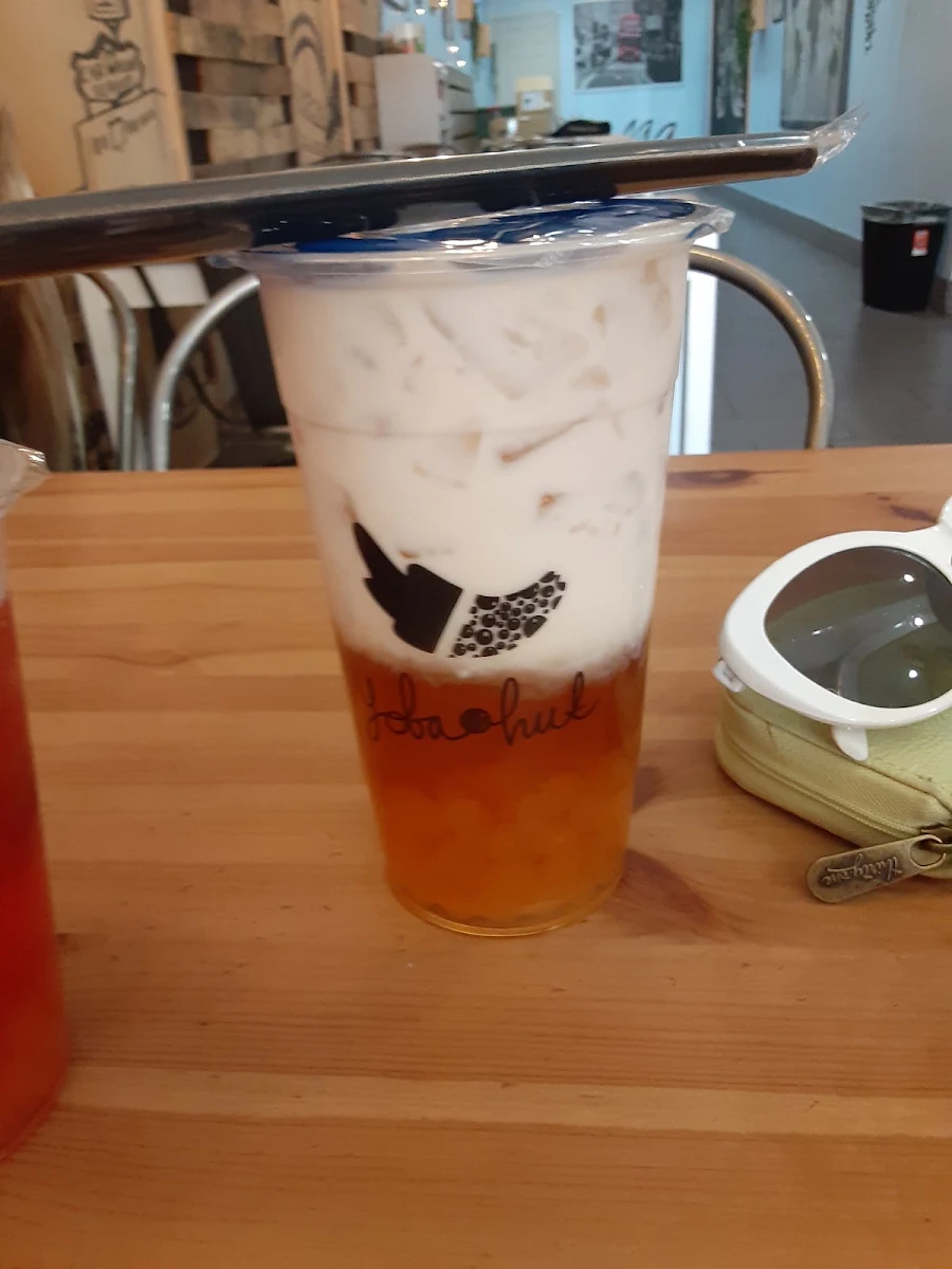 Strawberry Peach Tea with Popping Boba