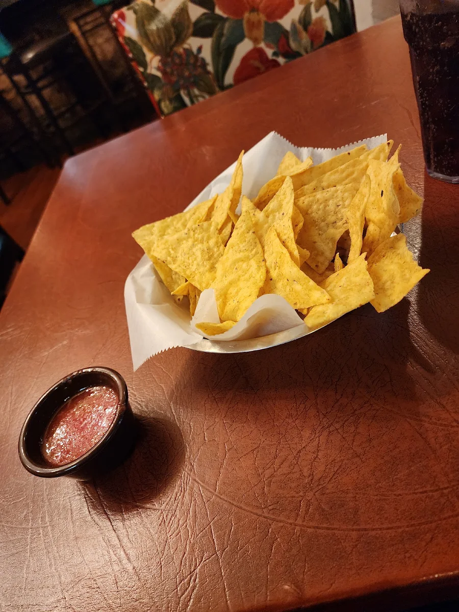 Corn Tortilla Chips with Salsa