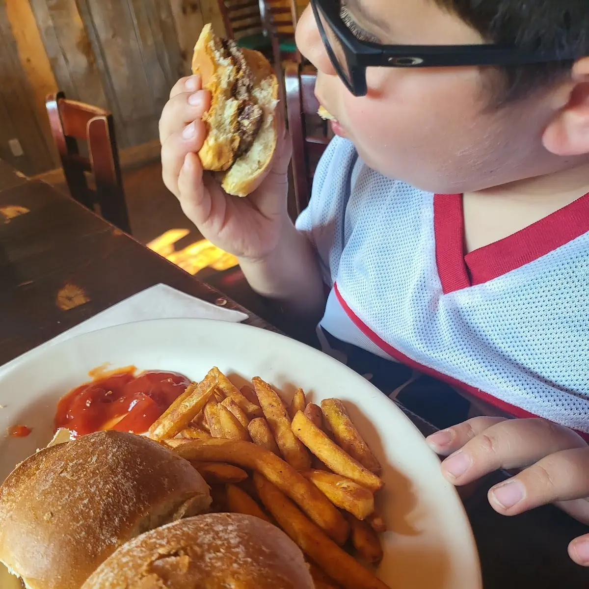 Sliders with Fries