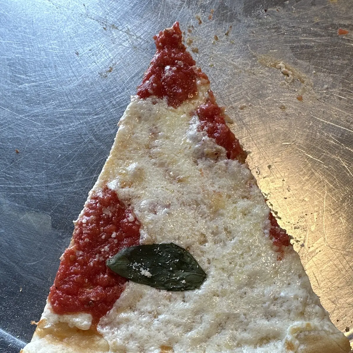 Neapolitan Round Cheese Pizza
