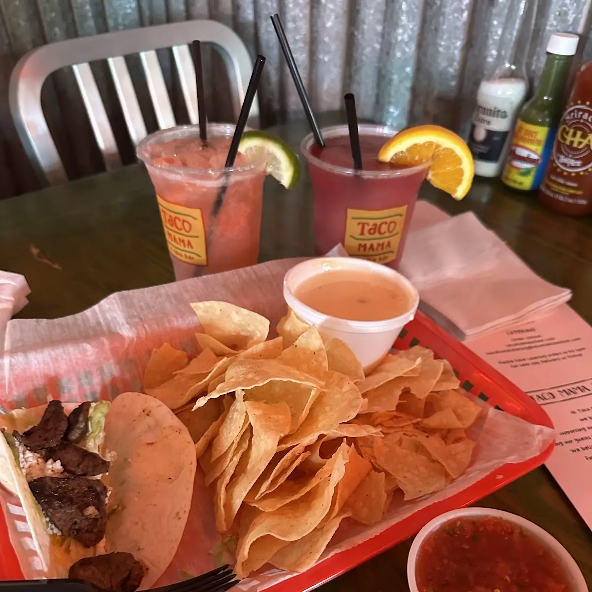 Extra Chips & Salsa