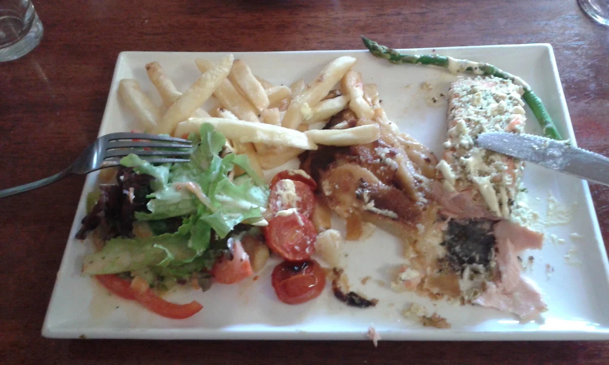 Small Flathead and Chips, Furner's Hotel