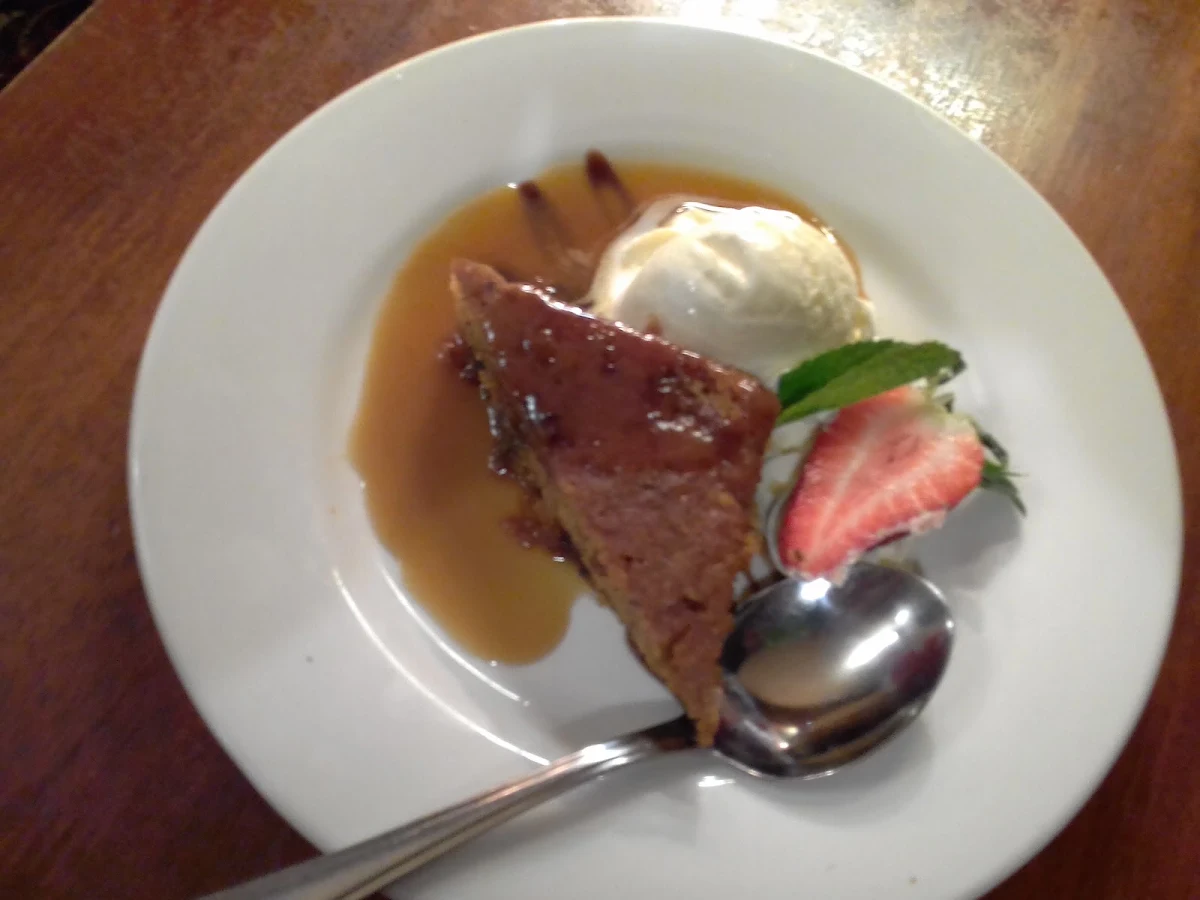 Sticky Date Pudding