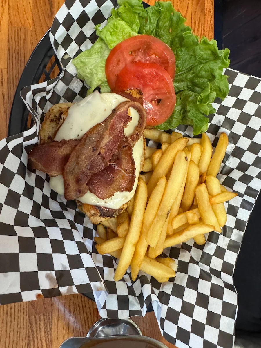 Highlights, Joanie’s Neighbourhood Restaurant