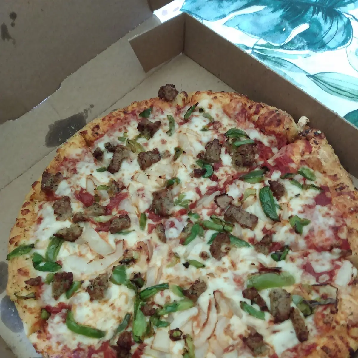 Sausage Green Pepper Onion Pizza