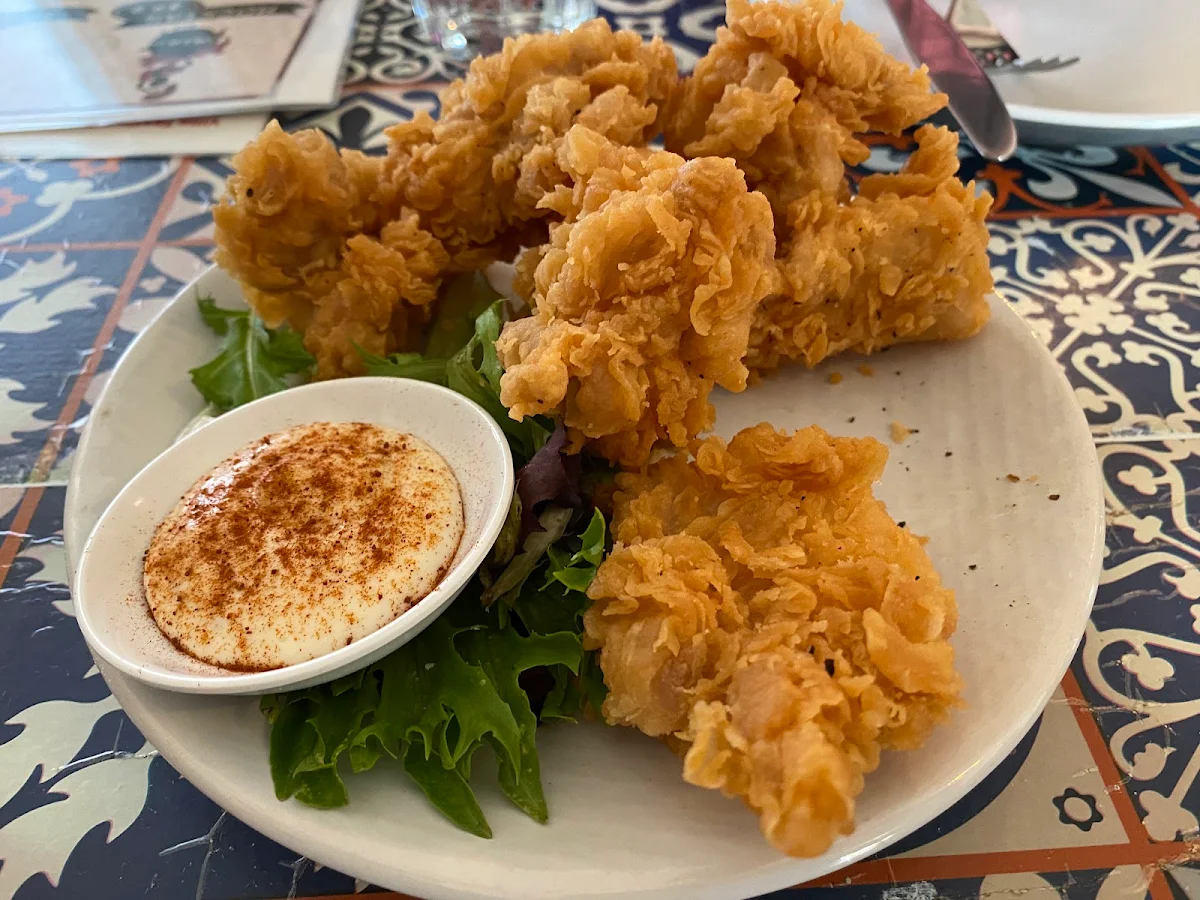 Kid's Chicken & Chips