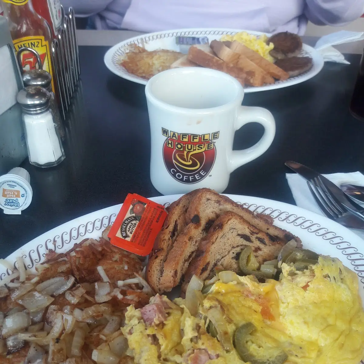 Fiesta Omelette Con Extra Cebolla Frita