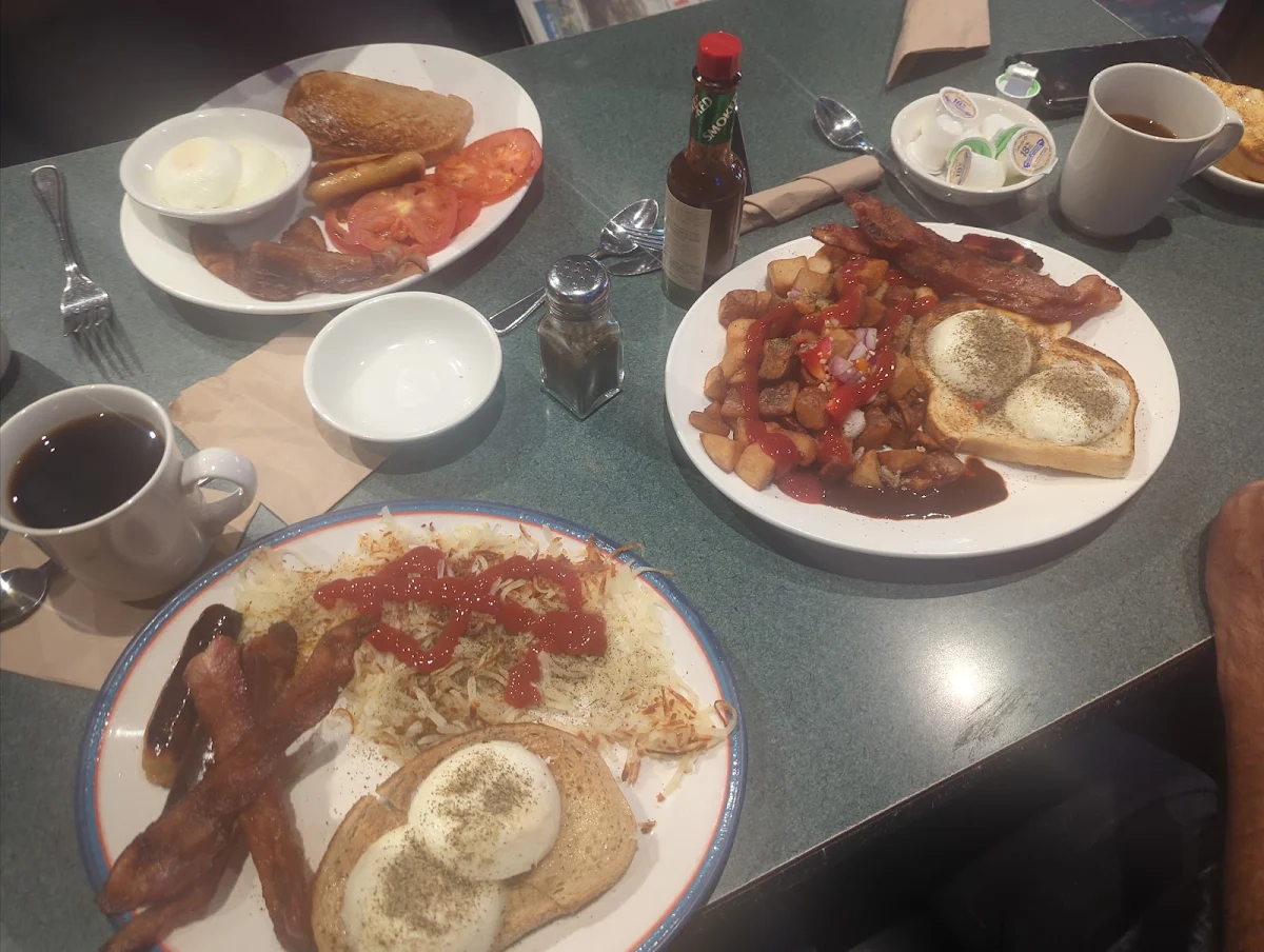 Power Breakfaat, Ricky's All Day Grill - Walnut Grove