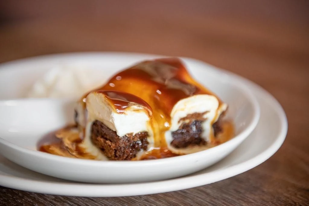 Toffee Pudding, Ricky's All Day Grill - Walnut Grove