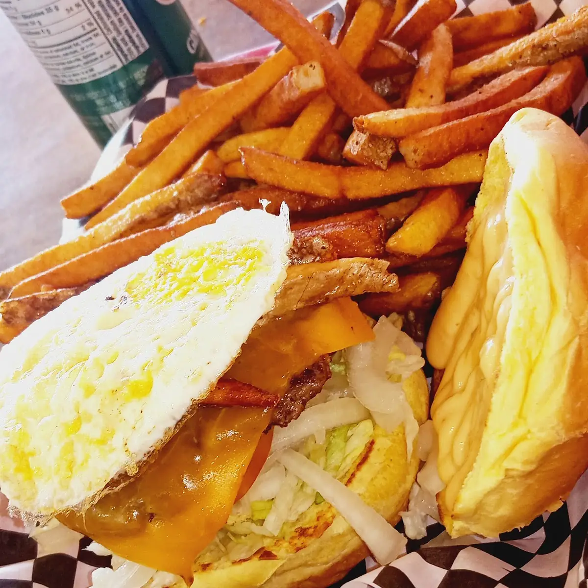 Simon's Prime Single Burger and Fries, Simon’s Prime Hamburger