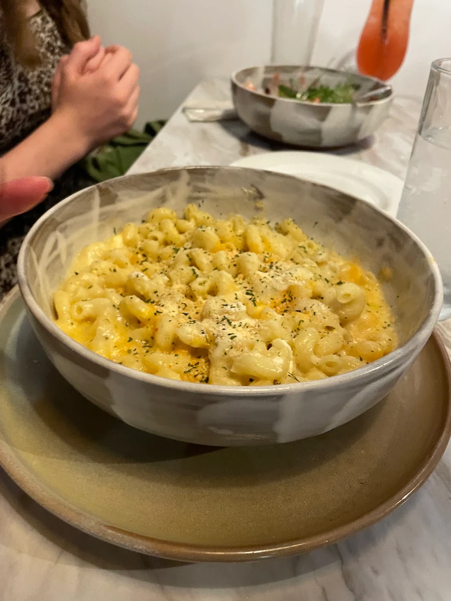 Lulu's Mac & Cheese, Lulu's Kitchen