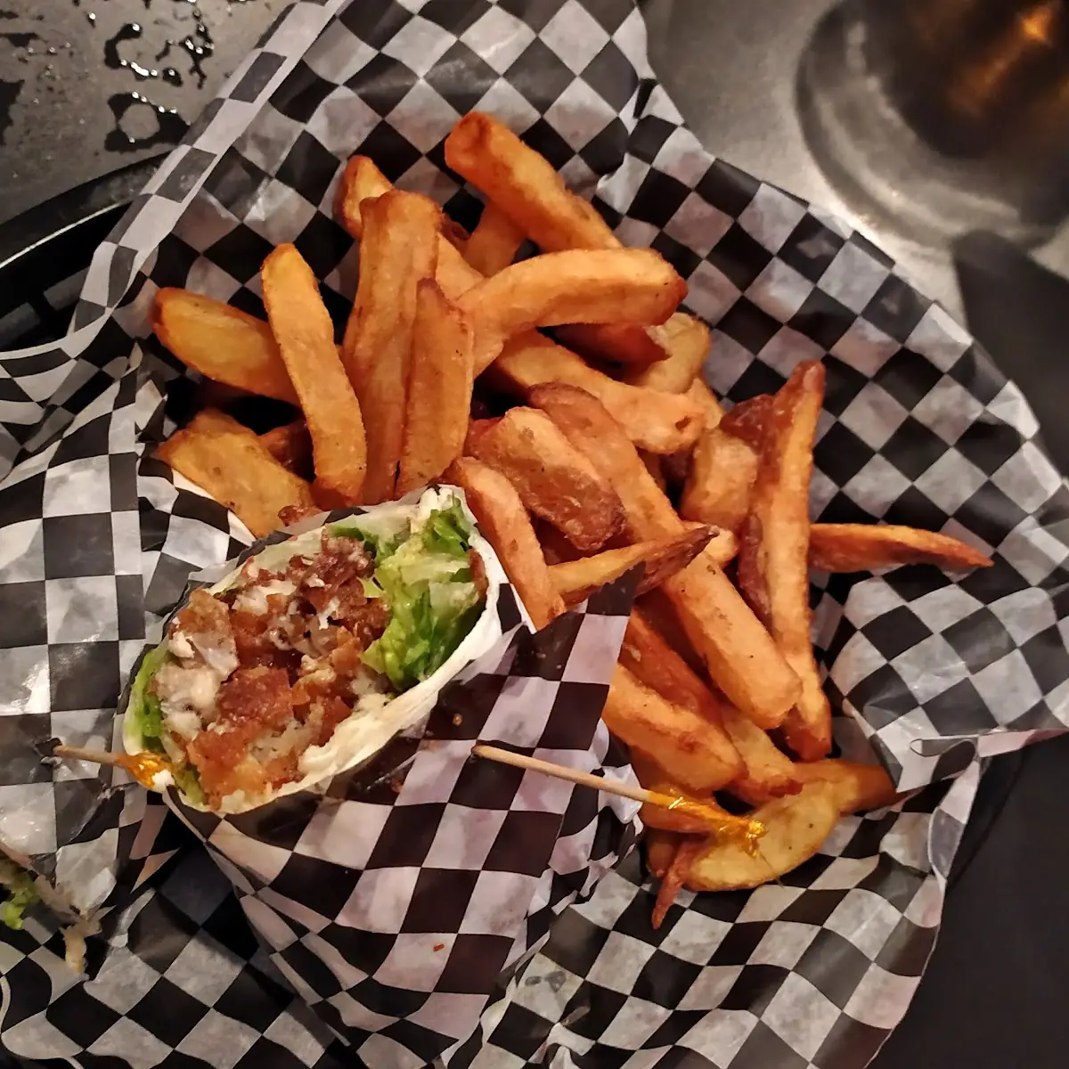 Highlights, Nappo's Sports Bar and Pub
