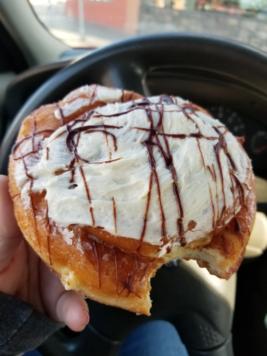 Cinnamon Roll with Cream Cheese Frosting