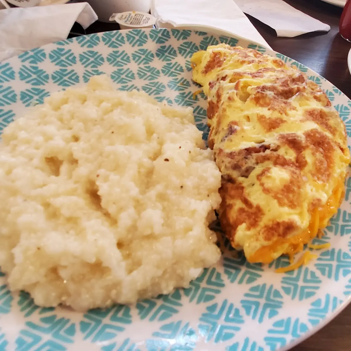 Bacon and Cheese Omelette with Grits