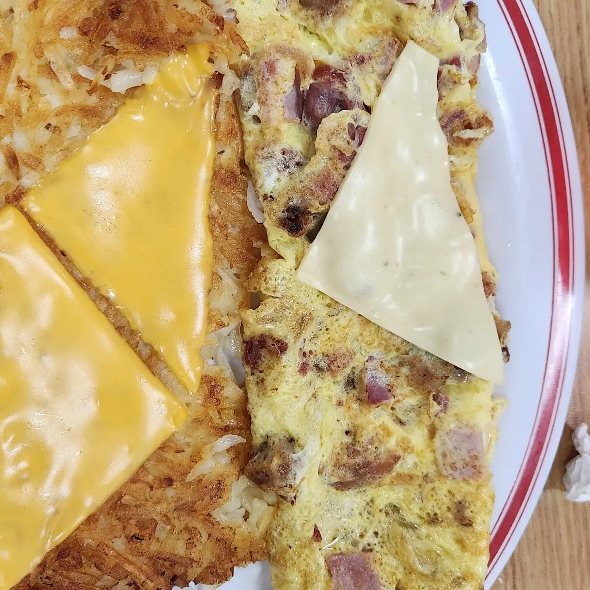Western Omelette with Hash Browns