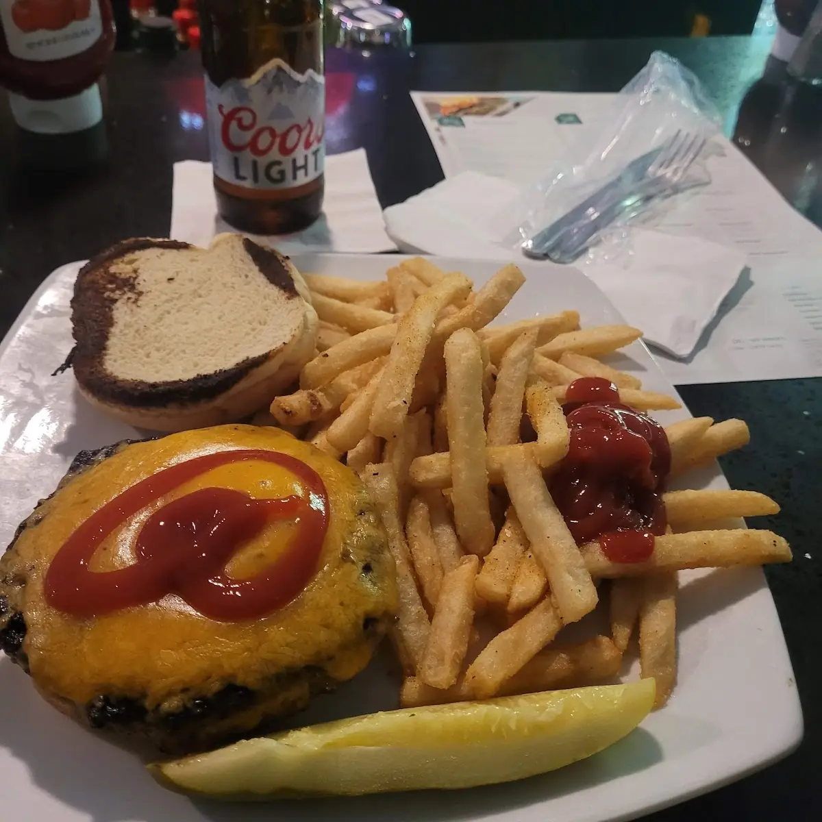 Cheese Burger & Fries