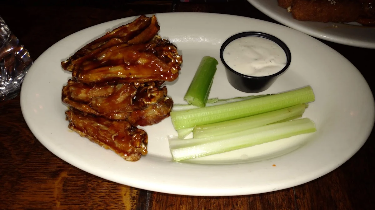 Tavern Wings