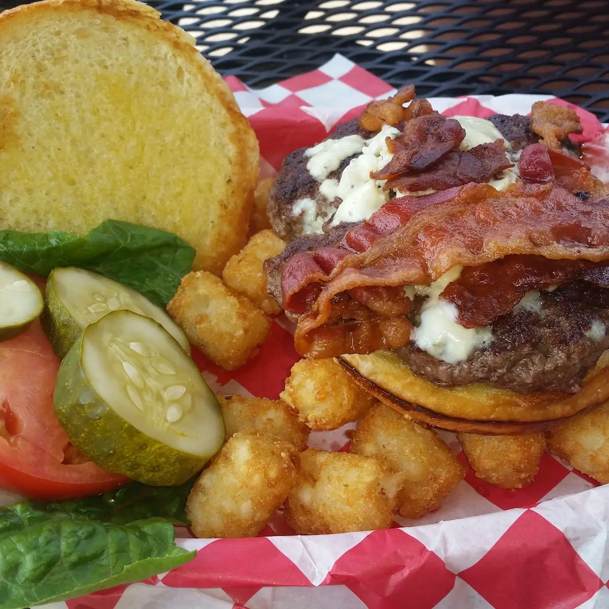 Bacon Cheeseburger