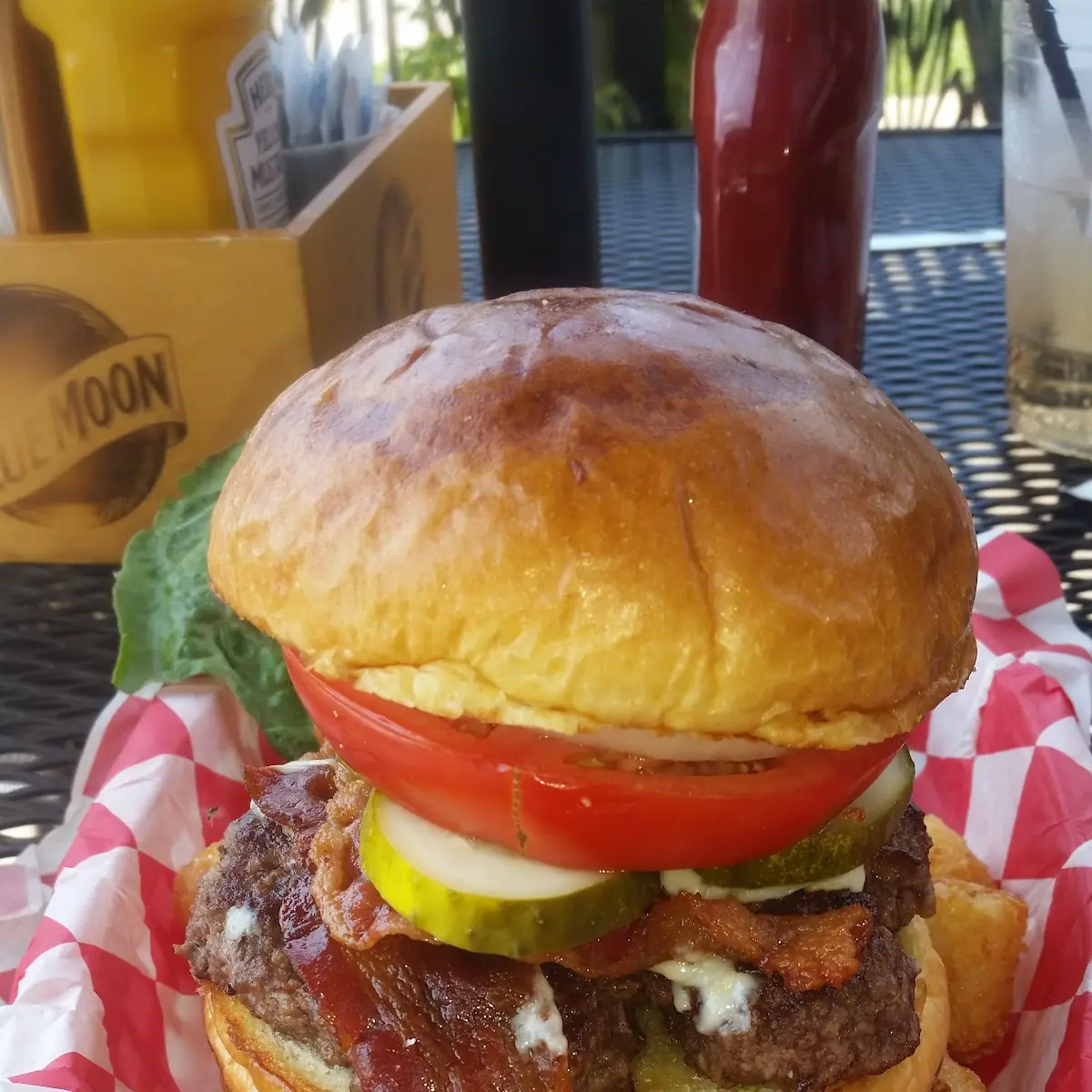 Cheeseburger and Tater Tots