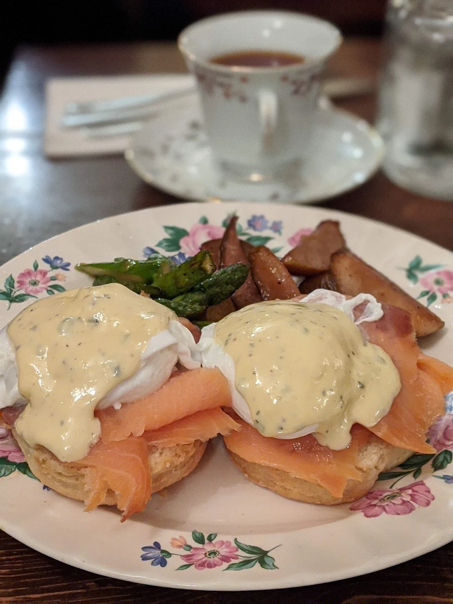 Smoked Salmon Benedict
