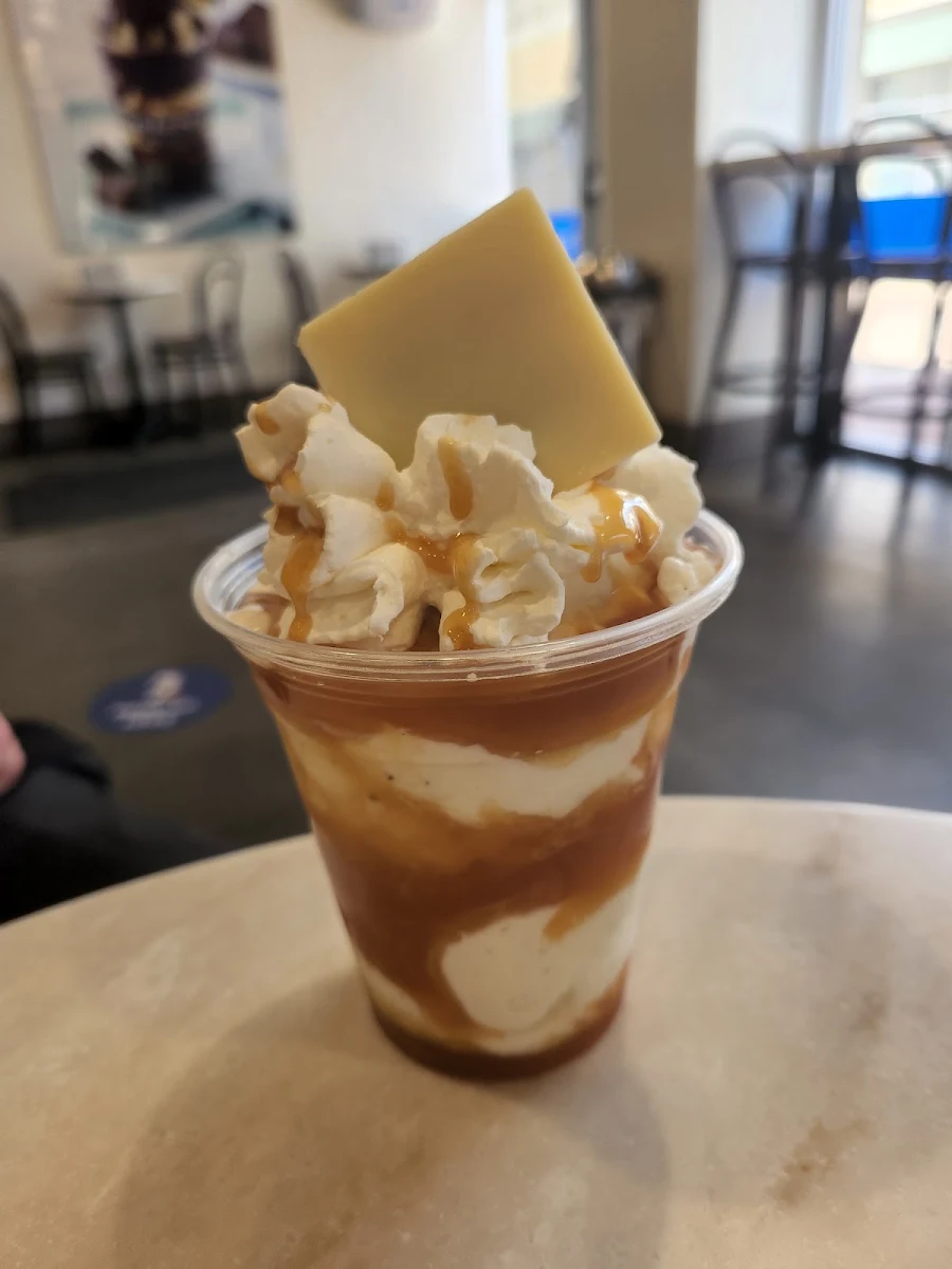 Gold Rush Caramel Almond Sundae