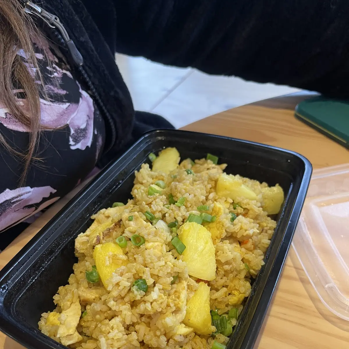 pineapple fried rice ข้าวผัดสับปะรด