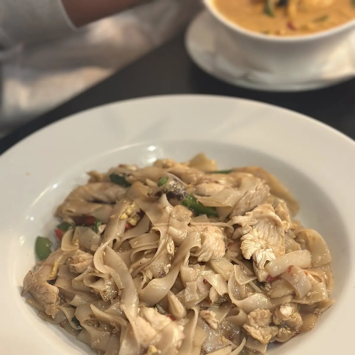 Pad Kee Mao w Chicken